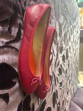 Classic Women's Ballet Flats in Pink